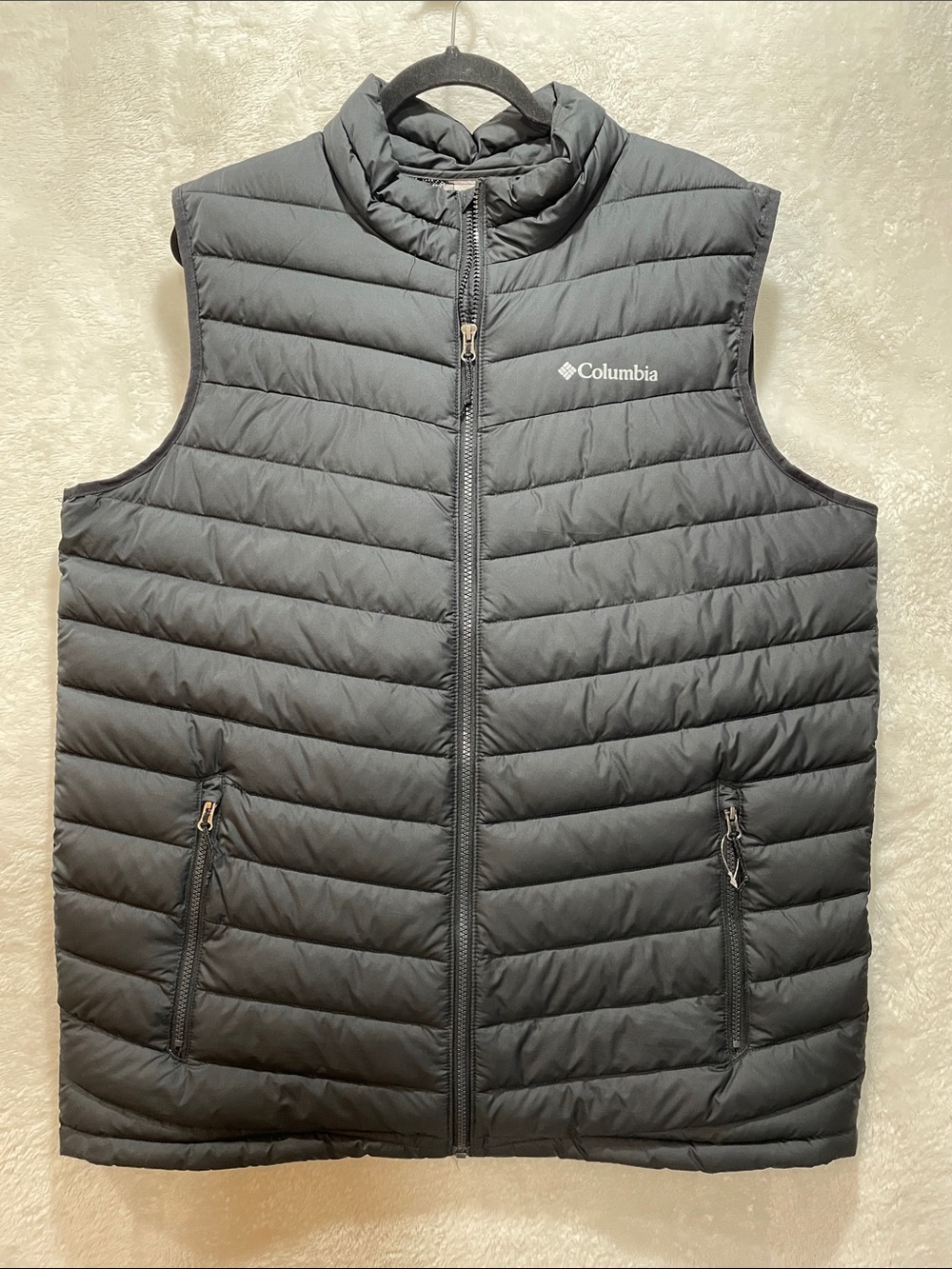 Columbia Men’s Black Omni-Heat Vest Large Like NEW Puffer